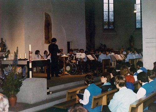071.jpg